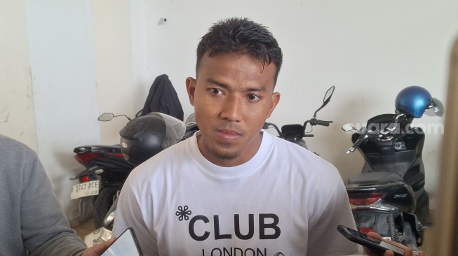 Pulang Kampung, Kiper Persib Teja Paku Alam Targetkan Kemenangan atas Semen Padang