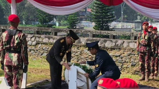 Panglima TNI Pimpin Pemakaman Mayor Zulmi, Pahlawan Perdamaian yang Gugur di Misi UNIFIL Lebanon