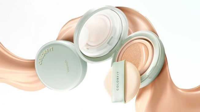 Cushion Wardah yang Bagus. (Shopee)