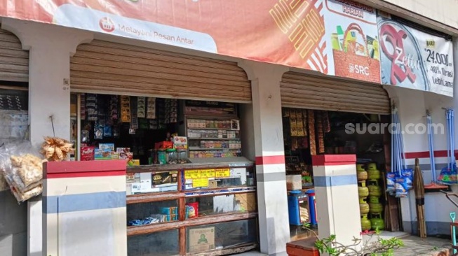 Jeritan Pemilik Warung Madura: Harga Plastik Naik Dua Kali Lipat, Modal Makin Terkuras