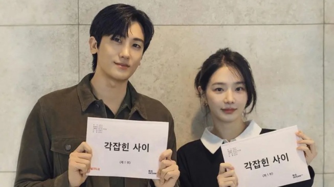 Sinopsis Fall In! Love, Drama Office Romcom Park Hyung Sik dan Park Gyu Young