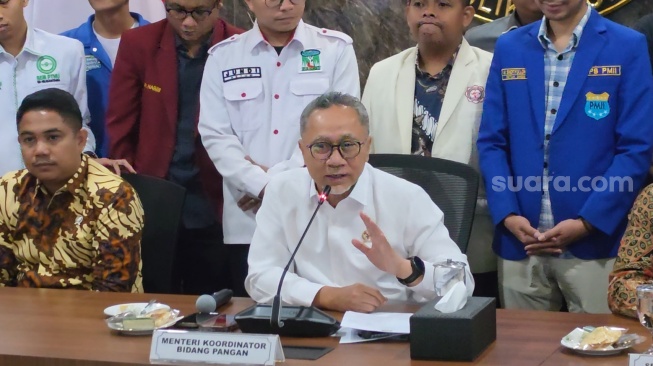 Zulhas Akui Konflik Global Hantam Ekonomi RI: Karung Gabah Langka, Ongkos Pesawat Melejit!