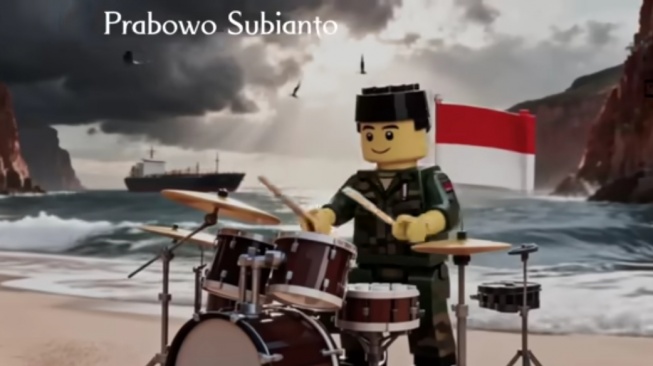 'Prabowo Subianto' Jadi Model Drummer Video Klip LEGO soal Perang Iran vs Amerika - Israel