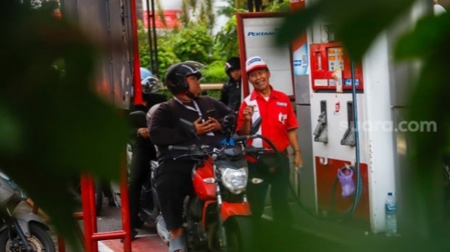 Bukan Sekadar Melindungi Rakyat, Ini Alasan Pemerintah Menahan Kenaikan BBM