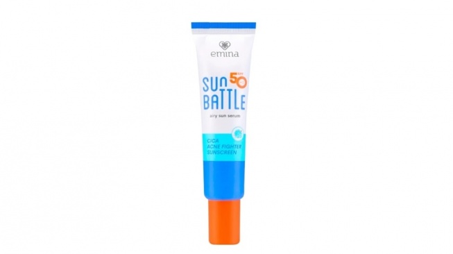 Emina Sun Battle SPF 50 Pa++++ Cica Acne Fighter Sunscreen (Shopee)