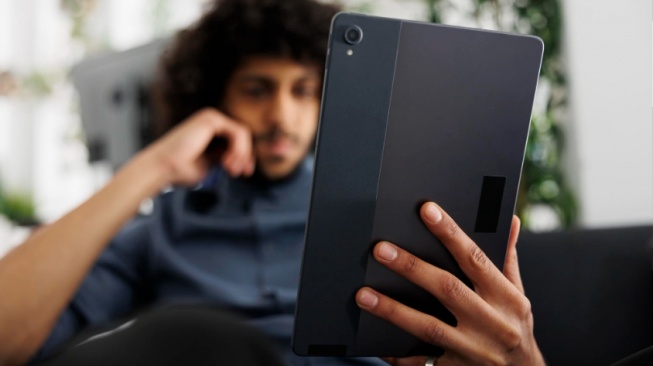 7 Tablet Rp2 Jutaan SIM Card Pengganti Laptop, Spek Tinggi Cocok Buat Editing Video