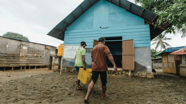 Program SUTAN membantu nelayan Desa Soligi di Pulau Obi untuk membuka akses pasar yang lebih stabil dan berkelanjutan.