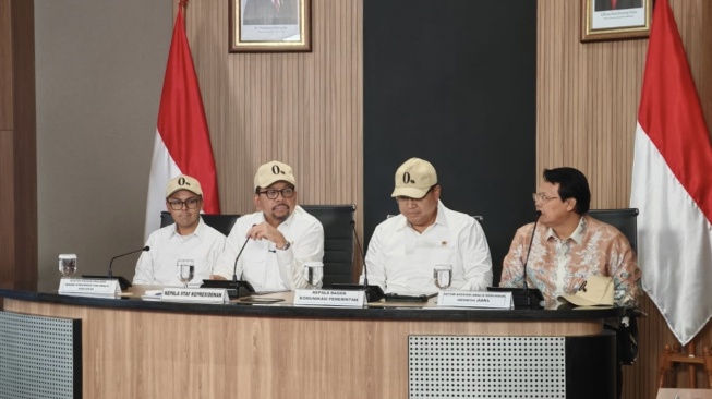 Buku Saku 0%, Cara Pemerintah Jelaskan Transformasi Kebijakan Pengentasan Kemiskinan