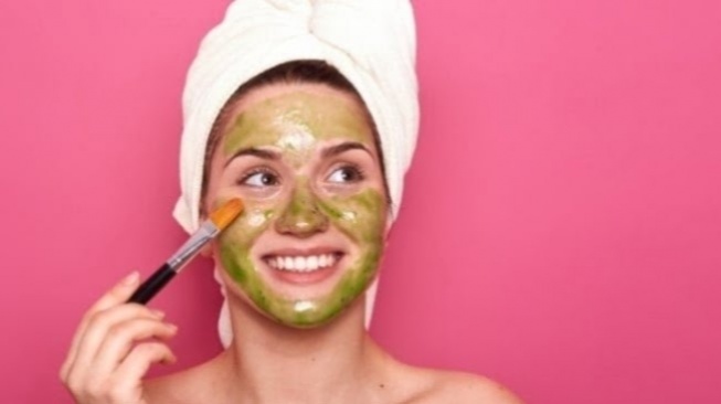 4 Gel Mask Size 100 Gr, Berikan Efek Cooling dan Calming untuk Kemerahan