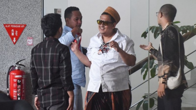 Diperiksa KPK, Haji Her Bantah Kenal Tersangka Korupsi Bea Cukai