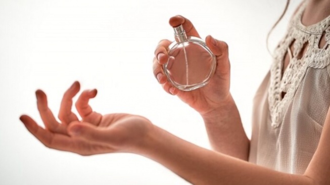 5 Parfum Wanita yang Tahan Lama dengan Aroma Citrus, Wangi Segar Seharian