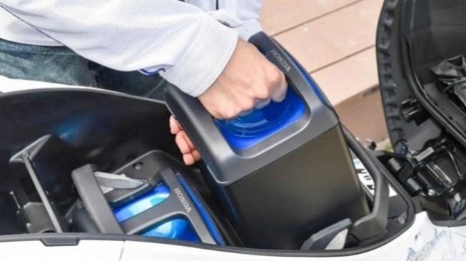 Baterai Motor Listrik yang Awet Berapa Harganya? Ini 7 Pilihan Kualitas Terbaik