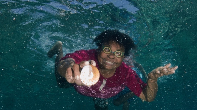Di Papua, Perempuan Mengelola Laut Lewat Tradisi Sasi agar Tetap Lestari