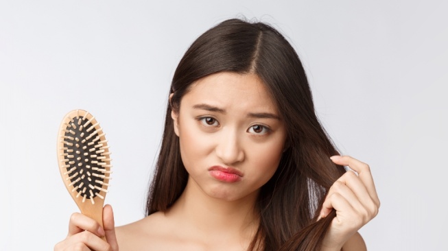 Rambut Cepat Lepek padahal Baru Keramas? Ini 7 Cara Mengatasinya
