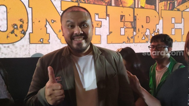 Joko Anwar, sutradara film Ghost In the Cell ditemui di Kuningan, Jakarta Selatan pada Kamis, 9 April 2026. [Suara.com/Rena Pangesti]