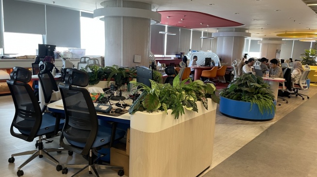 WFH Jumat Perdana, Sebagian Kursi ASN Jakarta di Balai Kota Tak Terisi