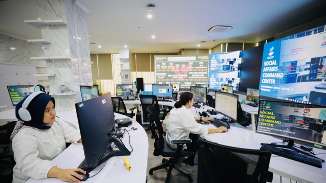 Gus Ipul Ingatkan ASN Kemensos Tetap Absen dan Lapor Kinerja Selama WFH: Ada Sanksi jika Melanggar!