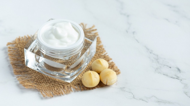 5 Krim Kolagen untuk Atasi Penuaan Usia 40 Tahun ke Atas, Bikin Kulit Kencang