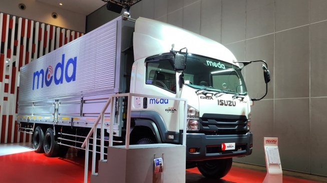 Isuzu GIGA FVM Jadi Solusi Logistik Modern Hasil Kolaborasi IAMI dan MODA di GIICOMVEC 2026