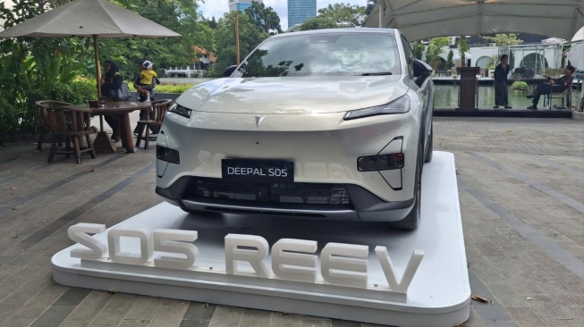 Changan Deepal S05 REEV Adopsi Desain Sayap Pesawat Luar Angkasa ke Mobil