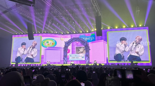 NCT Wish sukses menggelar konser di Indonesia Convention Exhibition (ICE), BSD City, Tangerang pada Sabtu, 11 April 2026. [Suara.com/Sumarni]