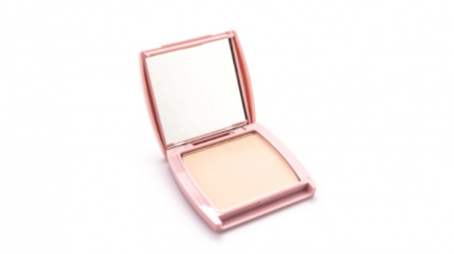 Bedak Apa yang Tahan 12 Jam? Cek 5 Rekomendasi Anti Luntur Berjam-jam