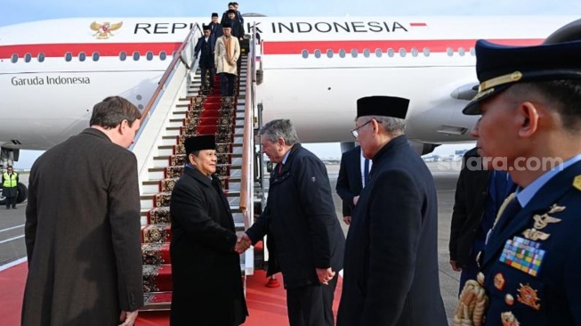 Presiden Prabowo Subianto tiba di Bandara Vnukovo-2 di Moskow, Federasi Rusia, pada Senin, 13 April 2026, pukul 07.45 waktu setempat (WS). (Biro Pers, Media, dan Informasi Sekretariat Presiden)
