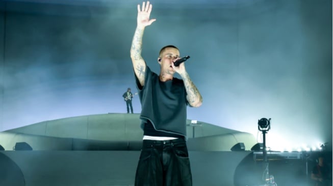 Manggung di Coachella 2026 Tanpa Ribet, Justin Bieber Cuma Andalkan Laptop dan YouTube
