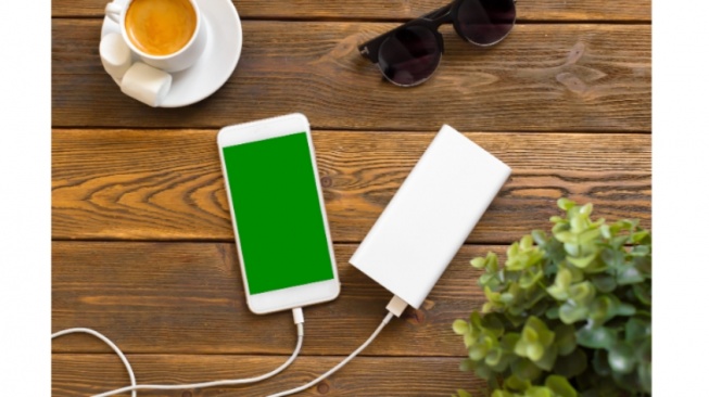 5 HP Baterai Jumbo Tahan Seharian, Gak Perlu Sering Ngecas!