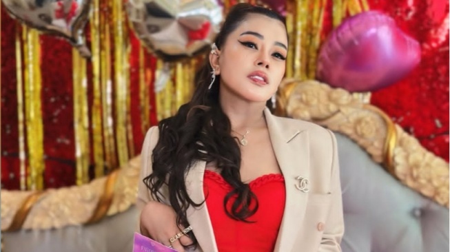 Shindy Samuel Bongkar Perlakuan Rendy Selama Nikah, Pernah Diludahi hingga Nafkah Rp20 Ribu Sehari