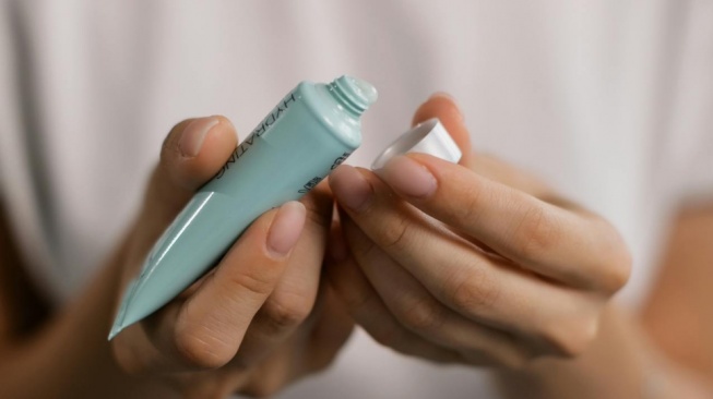 5 Rekomendasi Primer yang Tahan Lama, Bikin Makeup Menempel Seharian