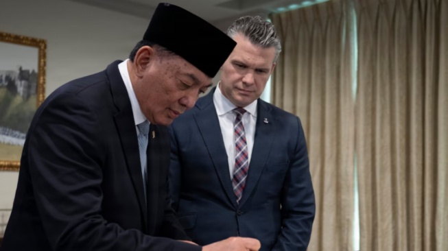 Wajah Serius Menhan AS Saat Sjafrie Sjamsoeddin Teken Kerjasama, Apa Isinya?