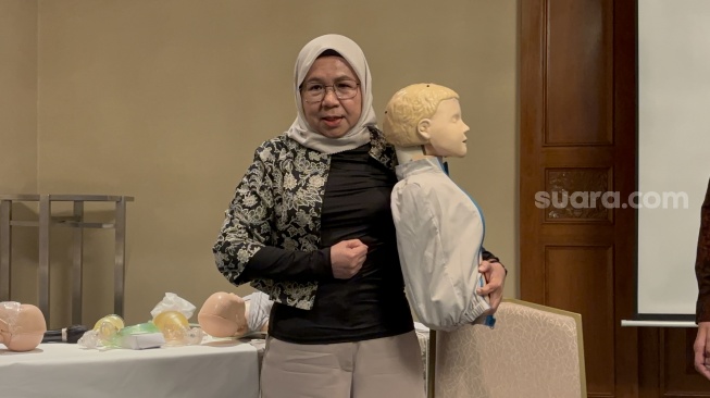 Panduan Lengkap IDAI: Cara Benar Menangani Anak Tersedak dan Teknik RJP untuk Orang Awam