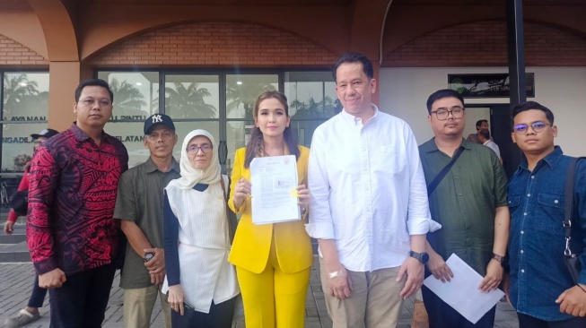 Tim kuasa hukum Derek Prabu Maras [Dok.Pribadi]