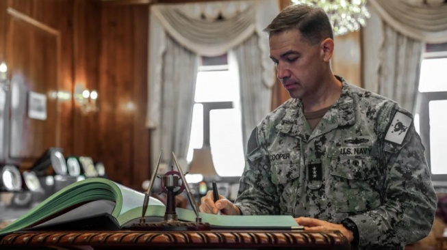 36 Jam Blokade AS, Laksamana CENTCOM Yakin Ekonomi Iran Mulai Lumpuh Perlahan