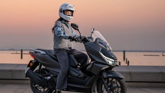 Inikah Honda PCX Facelift Terbaru? Lebih Macho dan Punya Fitur Dash Cam Bawaan