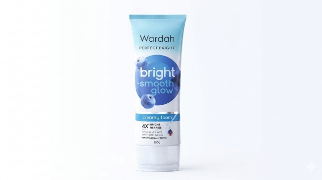Wardah Perfect Bright + Smooth Glow Creamy Foam