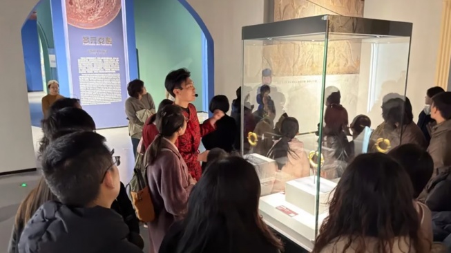 Mendadak! Warga China Berbondong Mempelajari Sejarah Iran, Lho Ada apa?