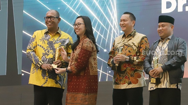 Terima Penghargaan KWP Award 2026, Rizki Faisal: Jarak Geografis Tak Boleh Halangi Hak Hukum Warga