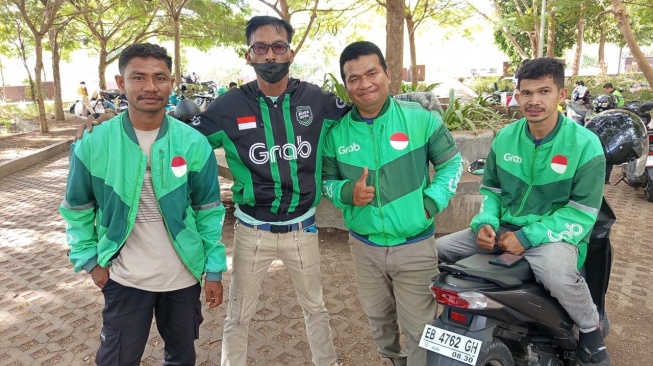 Komunitas Grab Komodo Cama Laing Labuan Bajo. [Dok Pribadi]