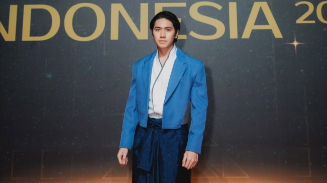 Jadi Suami Dingin, Emir Mahira Jaga Jarak dengan Zee Asadel Sebelum Syuting Kupilih Jalur Langit