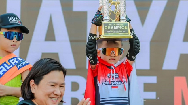 Ikuti Kejuaraan Internasional, Riders Pushbike Asal Sleman Raih Podium 1 di Thailand