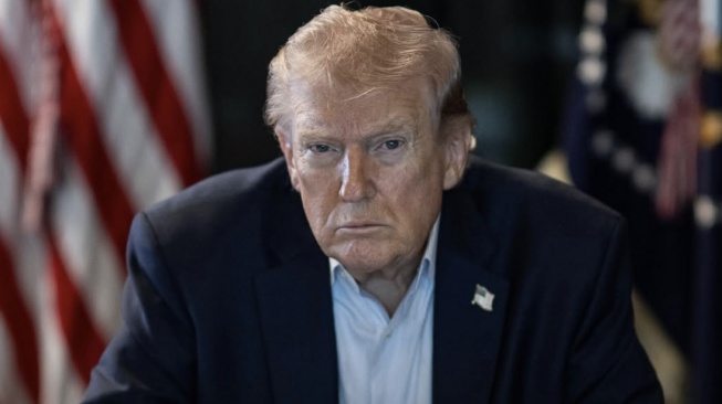 Trump Isyaratkan Damai dengan Iran, Harga Minyak Kini di Bawah 100 Dolar AS