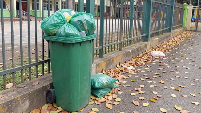 Dari Rumah Hingga ke Sekolah, Bagaimana Strategi River Ranger Jakarta Bangun Gerakan Minim Sampah
