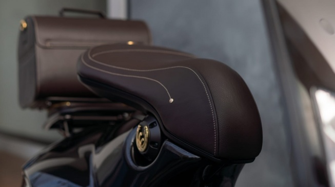 Vespa 946 Horse Edisi Terbatas Hadir di Indonesia. (Foto: Vespa)