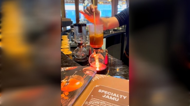 Bukan Lagi Minuman 'Kuno', Jamu Kini Jadi Tren Nongkrong Anak Muda di Cafe (Dok. Istimewa)