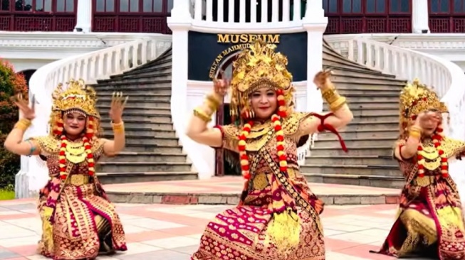 Perbedaan Tari Tanggai dan Tari Gending Sriwijaya untuk Penyambutan Tamu di Palembang