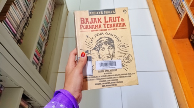 Bajak Laut & Purnama Terakhir: Mencari Pusaka Sakti Majapahit 1667