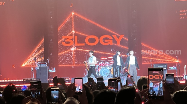 Band asal Korea Selatan, CNBLUE sukses menggelar konser di ICE BSD, Tangerang pada Sabtu, 18 April 2026 [Suara.com/Sumarni]