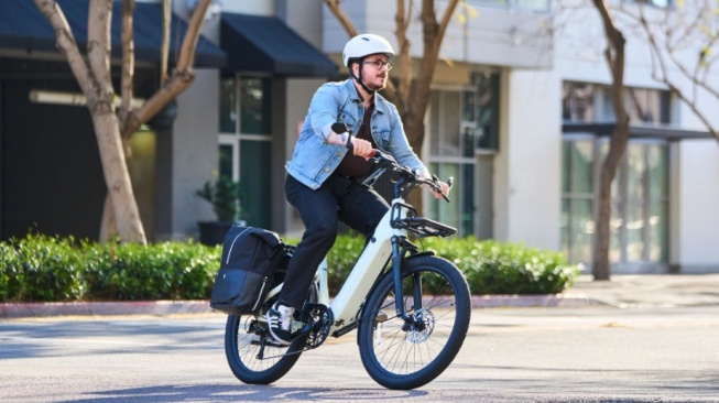 Apakah Sepeda Listrik Perlu Membayar Pajak Tahunan? Ini Penjelasannya